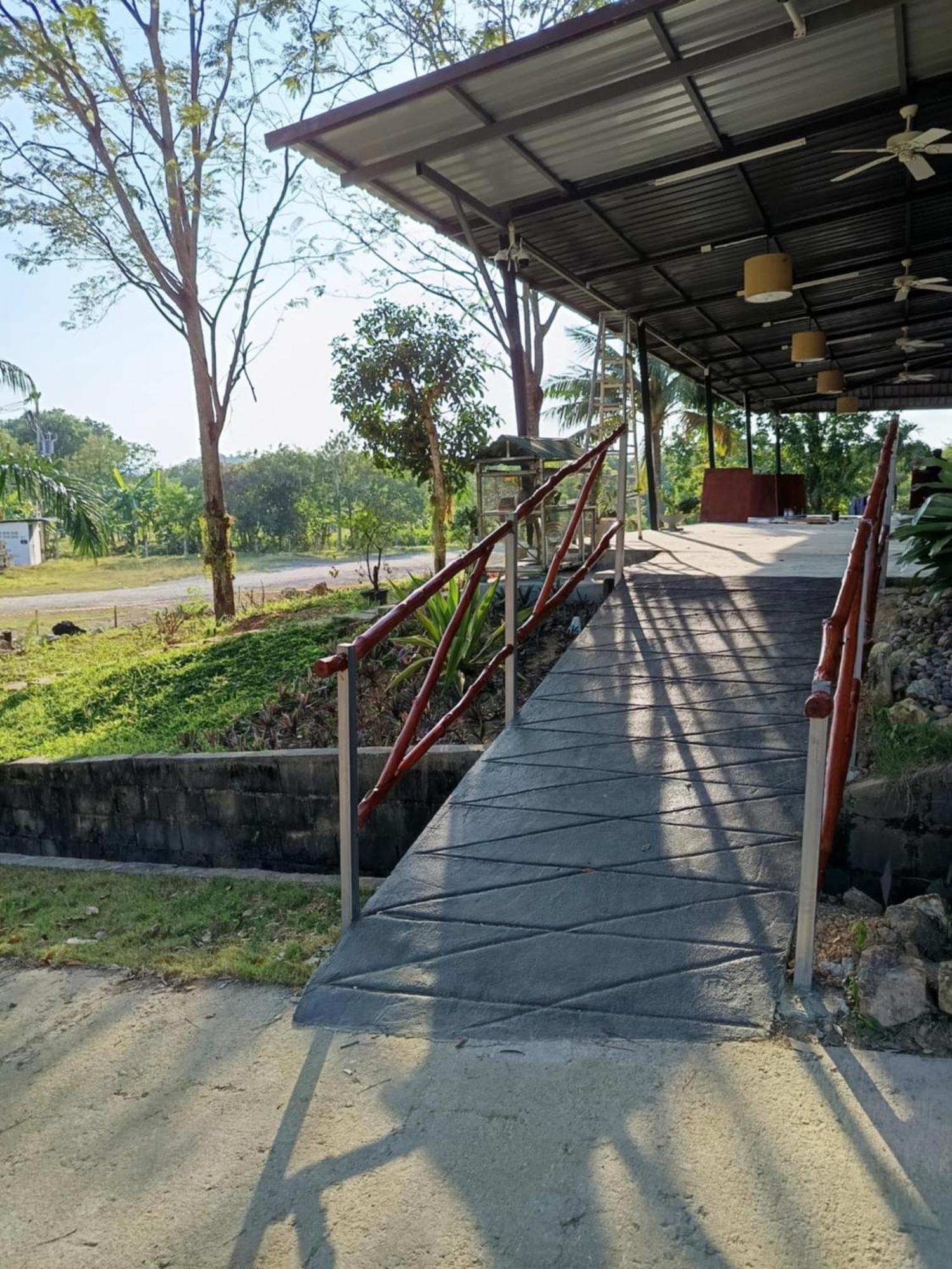 Green Gen Hotel, Mueang Phuket Ban Lo Ti Pa Exterior photo