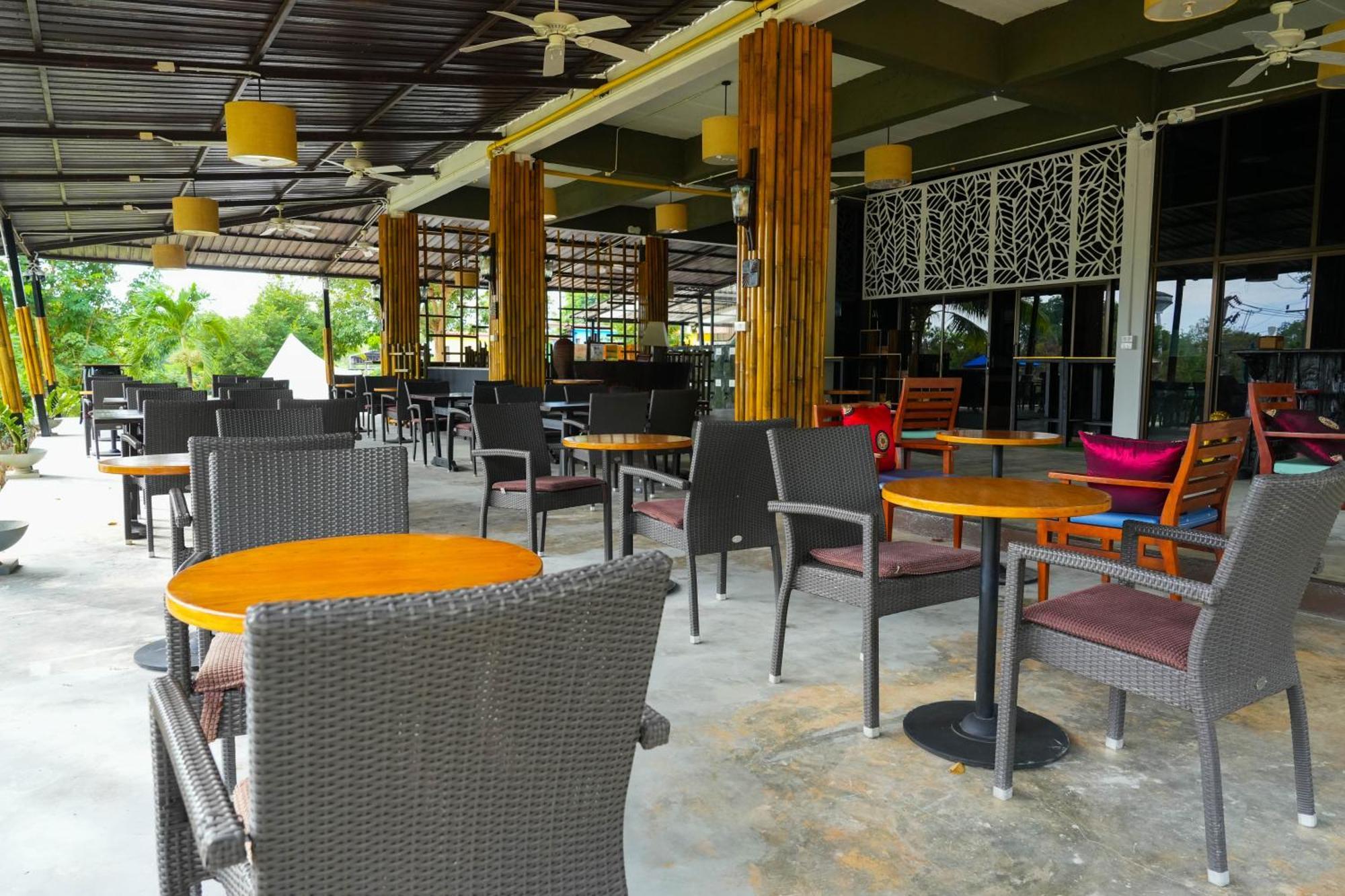Green Gen Hotel, Mueang Phuket Ban Lo Ti Pa Exterior photo